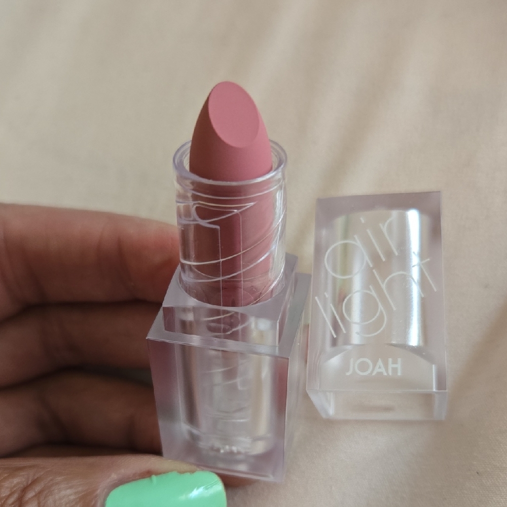 J.O.A. Air Light Lipstick - Soft Pink